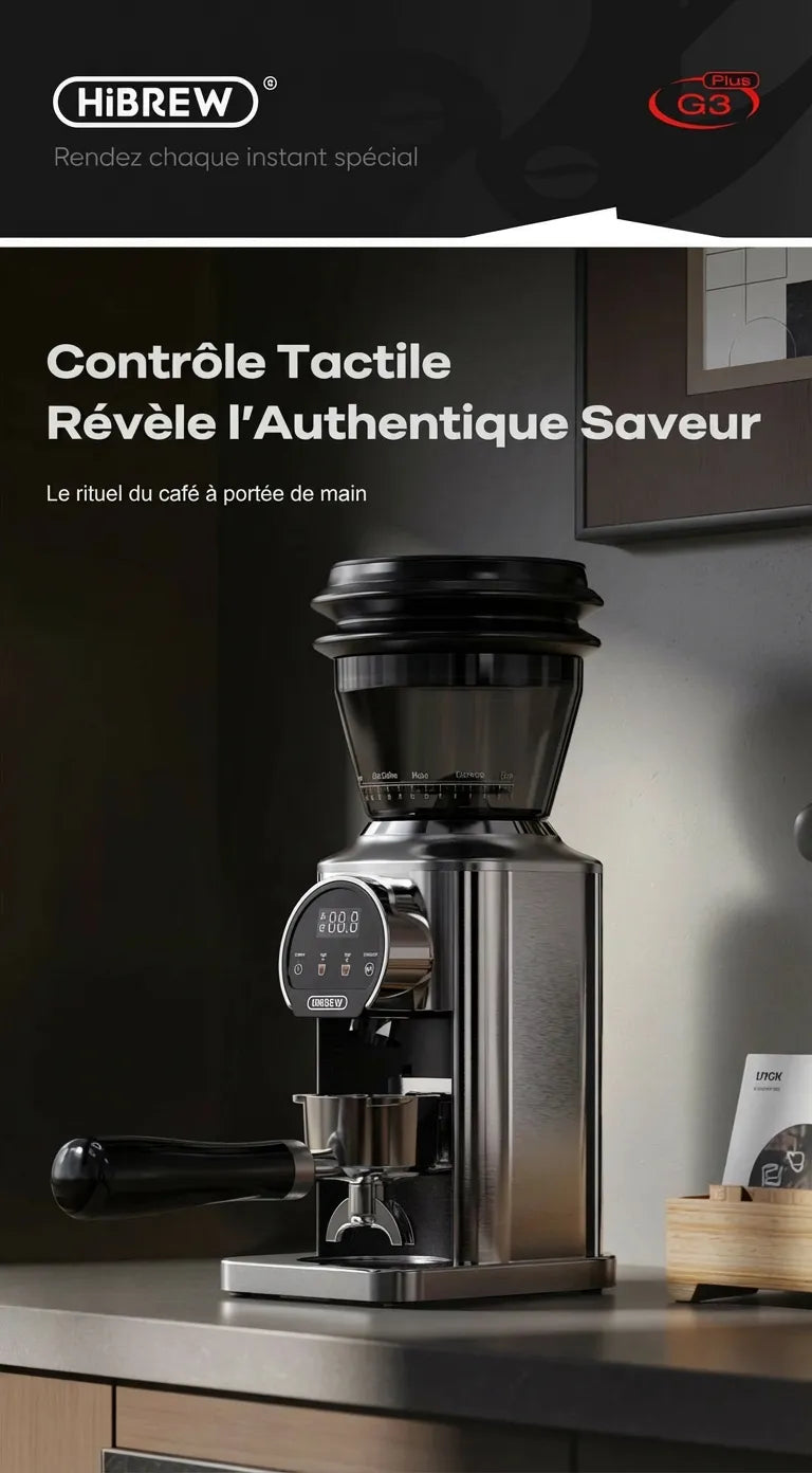 Vue latérale élégante du moulin à café G3 Plus sur un plan de travail.